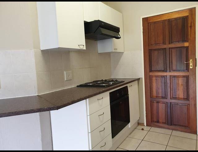 2 BEDROOM APARTMENT FOR SALE IN ALLEN'S NEK
